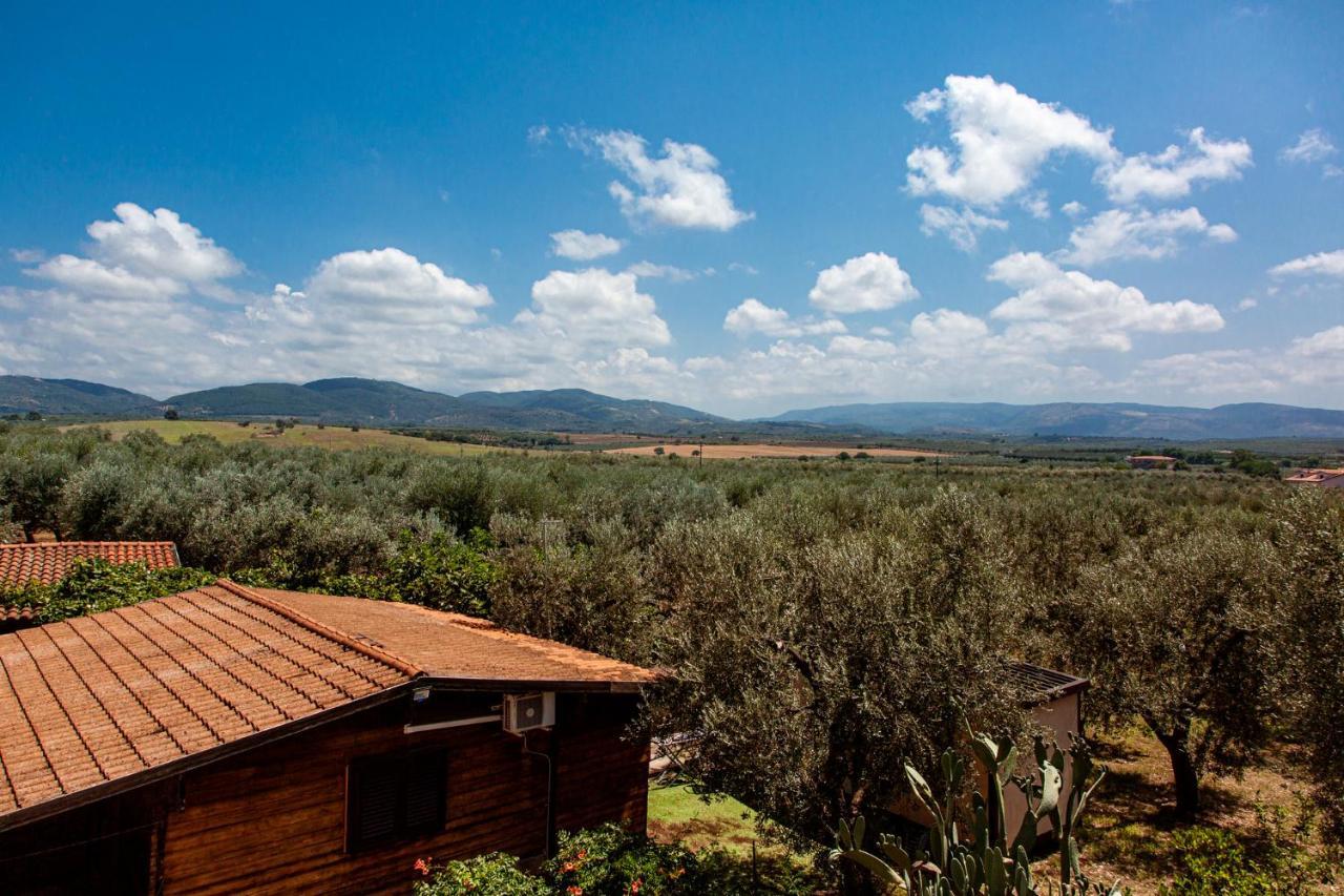 Albergo Il Giardino Foce Varano Exterior foto