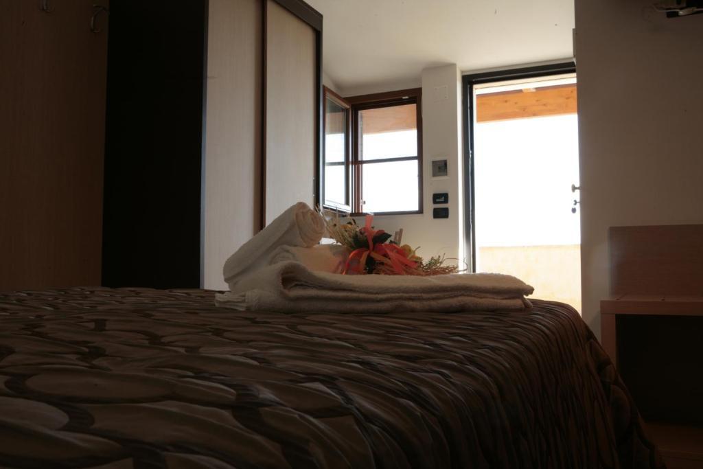 Albergo Il Giardino Foce Varano Habitación foto